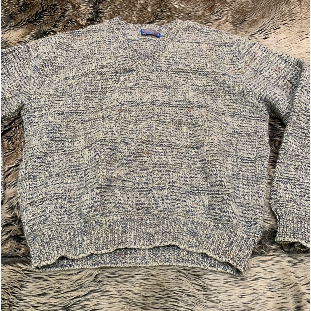 Pendleton Vintage Square Knit V Neck
100% Virgin Wool Sweater Size L (Rare)
